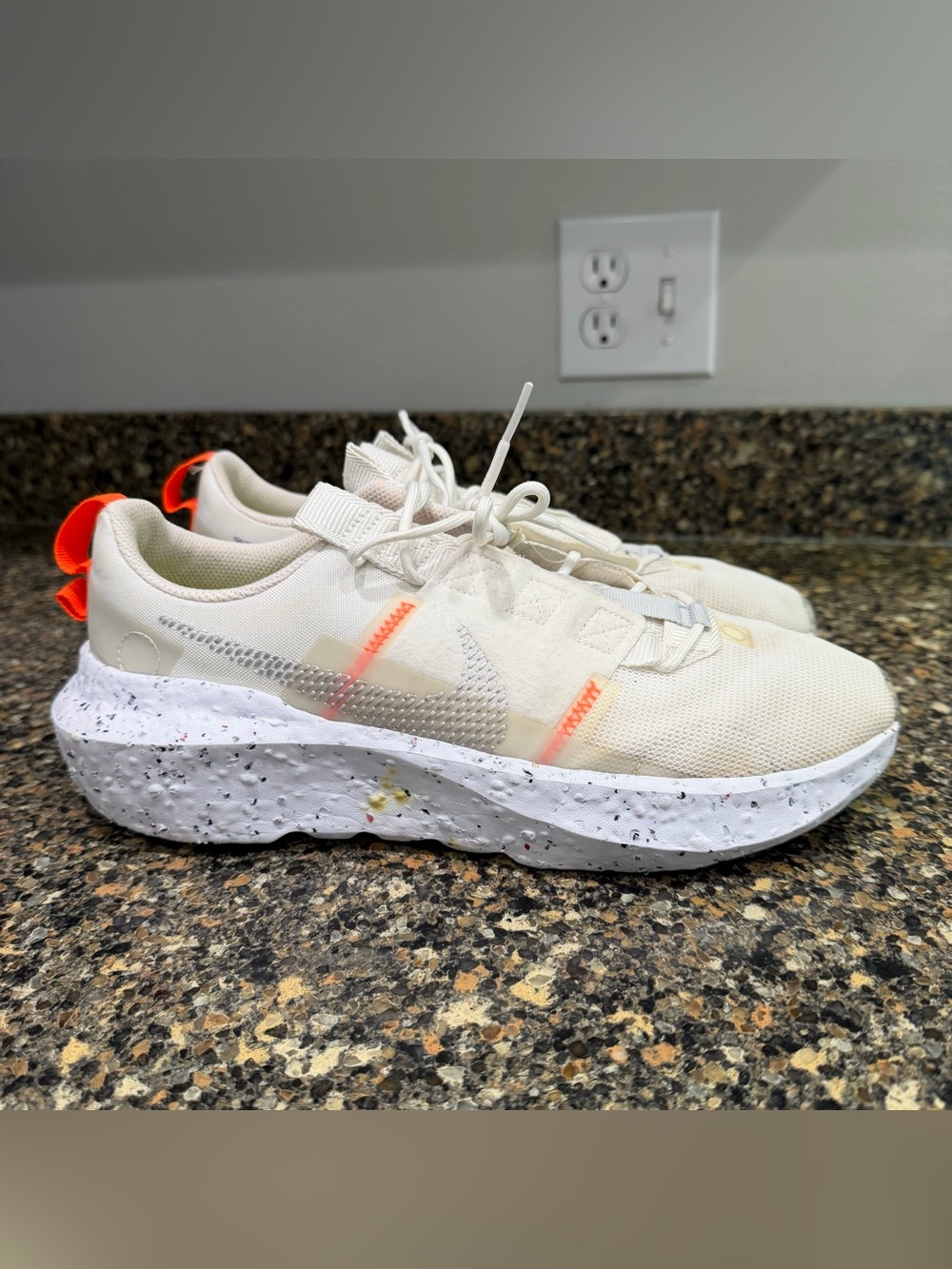 Nike carter impact men’s Shoe with Bright Orange Accents 10.5